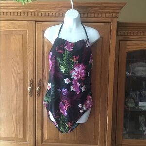 One piece bathing suit NWT